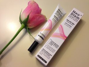 Bio-medicinsk øjencreme, der er effektiv