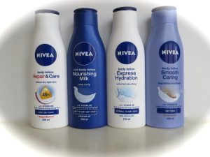 Nivea tag mig hjem til min faster Ena