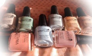 Pasteller på neglene med CND VINYLUX
