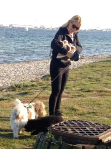 At være gående, glad og bare Fjolle og jeg