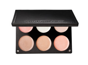 YB ILLUMINATE Highlighting Palette hitter herhjemme