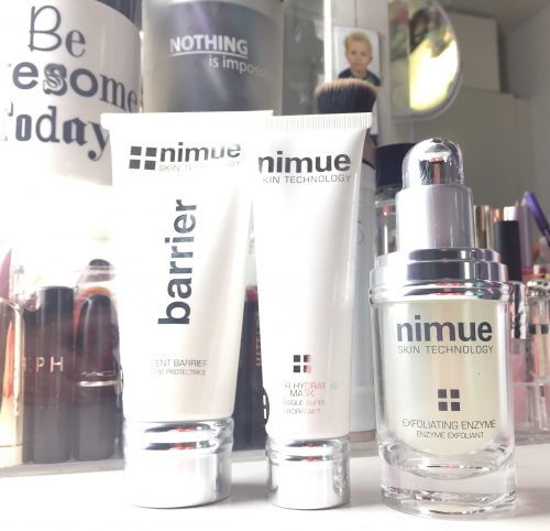 Bobbi Brown og Nimue har hudpleje, der - Heart