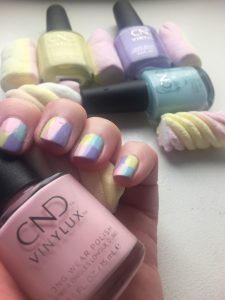 Kylle Rylle på neglene