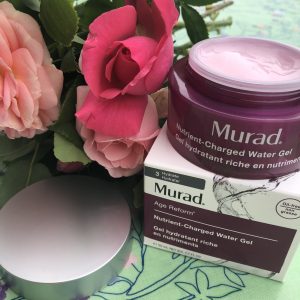 En oliefri creme til morgen og aften fuld af fugt og peptider