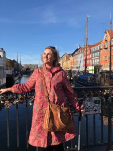 Citygirl med krykke – på tur med Lise G