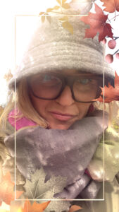 Vind en uldhat og en trøje